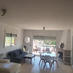 https://can-trullen-chalet-calafell.catalonia-hotels.com